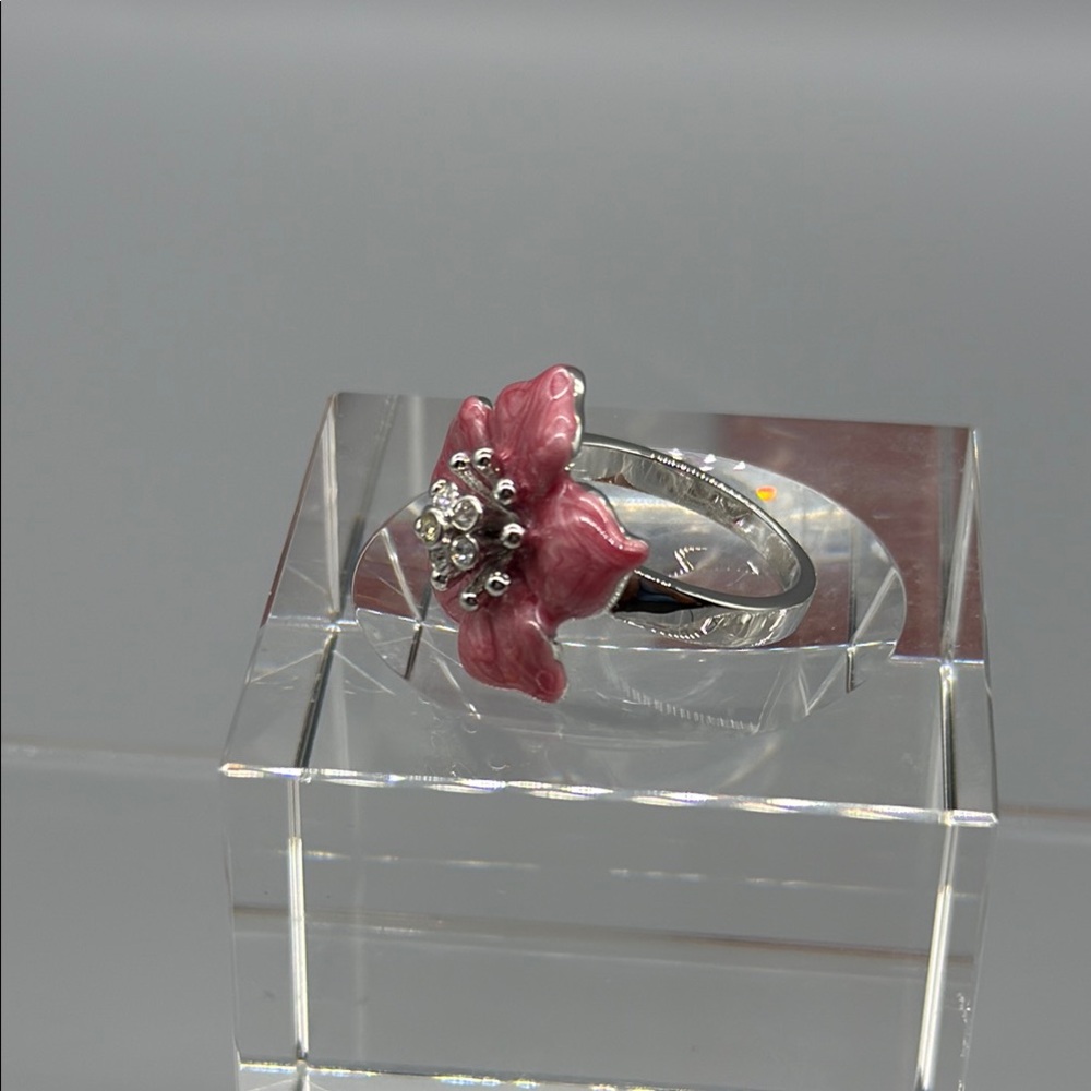 KENNETH JAY LANE FLOWER RING